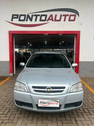 CHEVROLET ASTRA 2.0 MPFI ADVANTAGE 8V FLEX 4P MANUAL CHEVROLET ASTRA 2.0 MPFI ADVANTAGE 8V FLEX 4P MANUAL